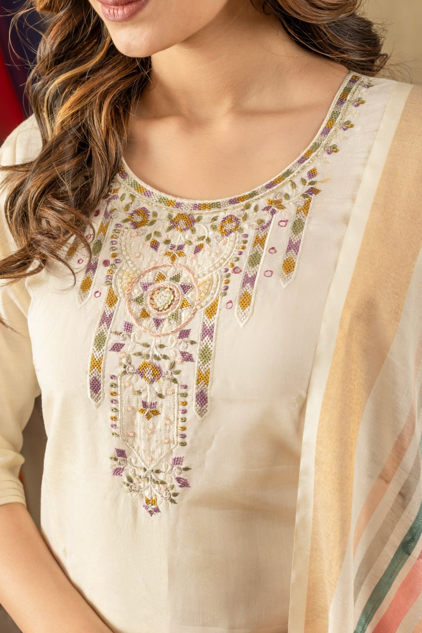 Elegant Embroidered Straight Kurti Pant Dupatta Set – GE04-02 | 4 Graceful Colors
