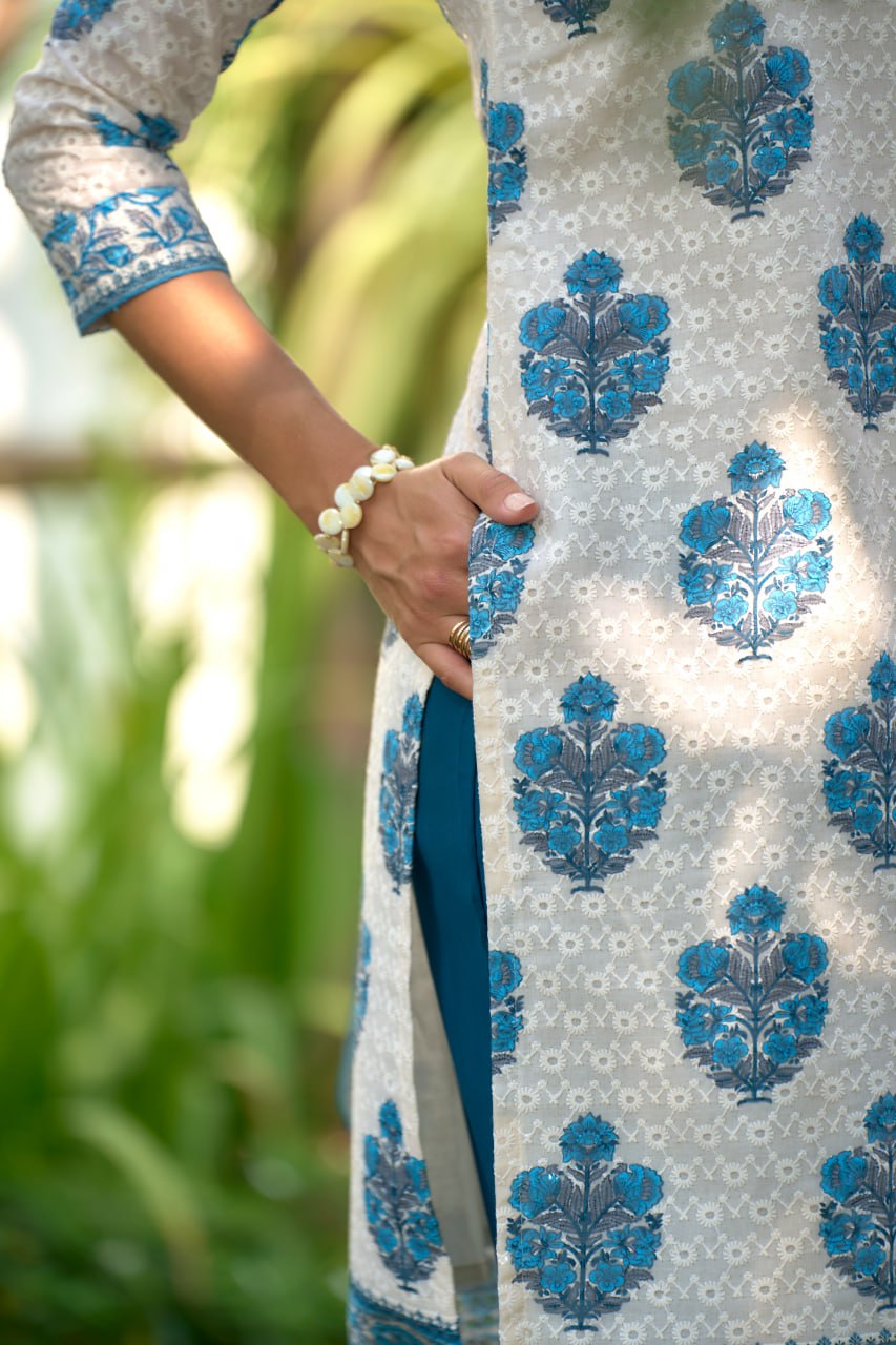 Elegant Straight Kurti Pant Dupatta Set | Garmex Export