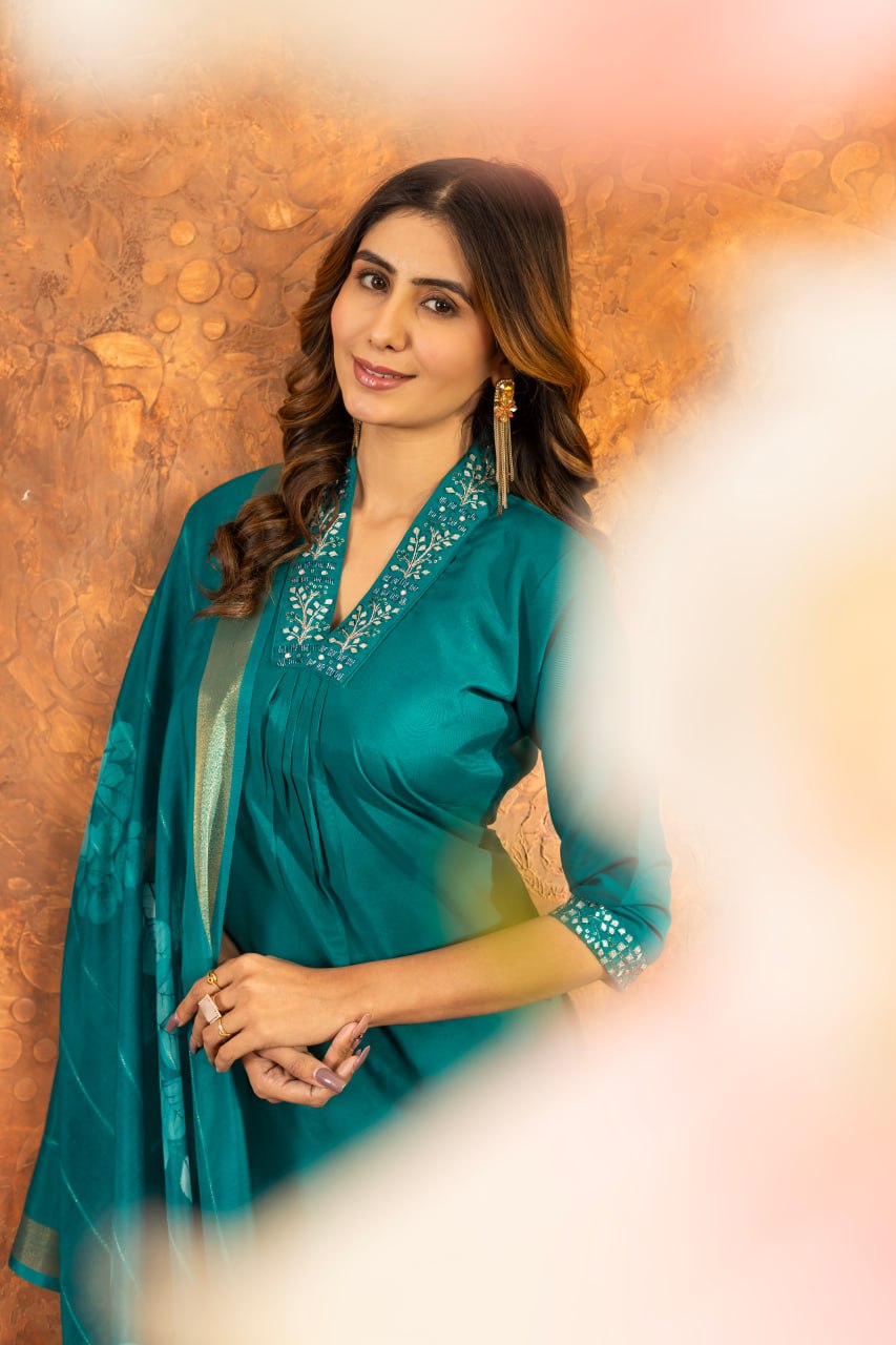 Elegant Embroidered Straight Kurti Pant Dupatta Set – GE04-06 | 7 Stunning Colors