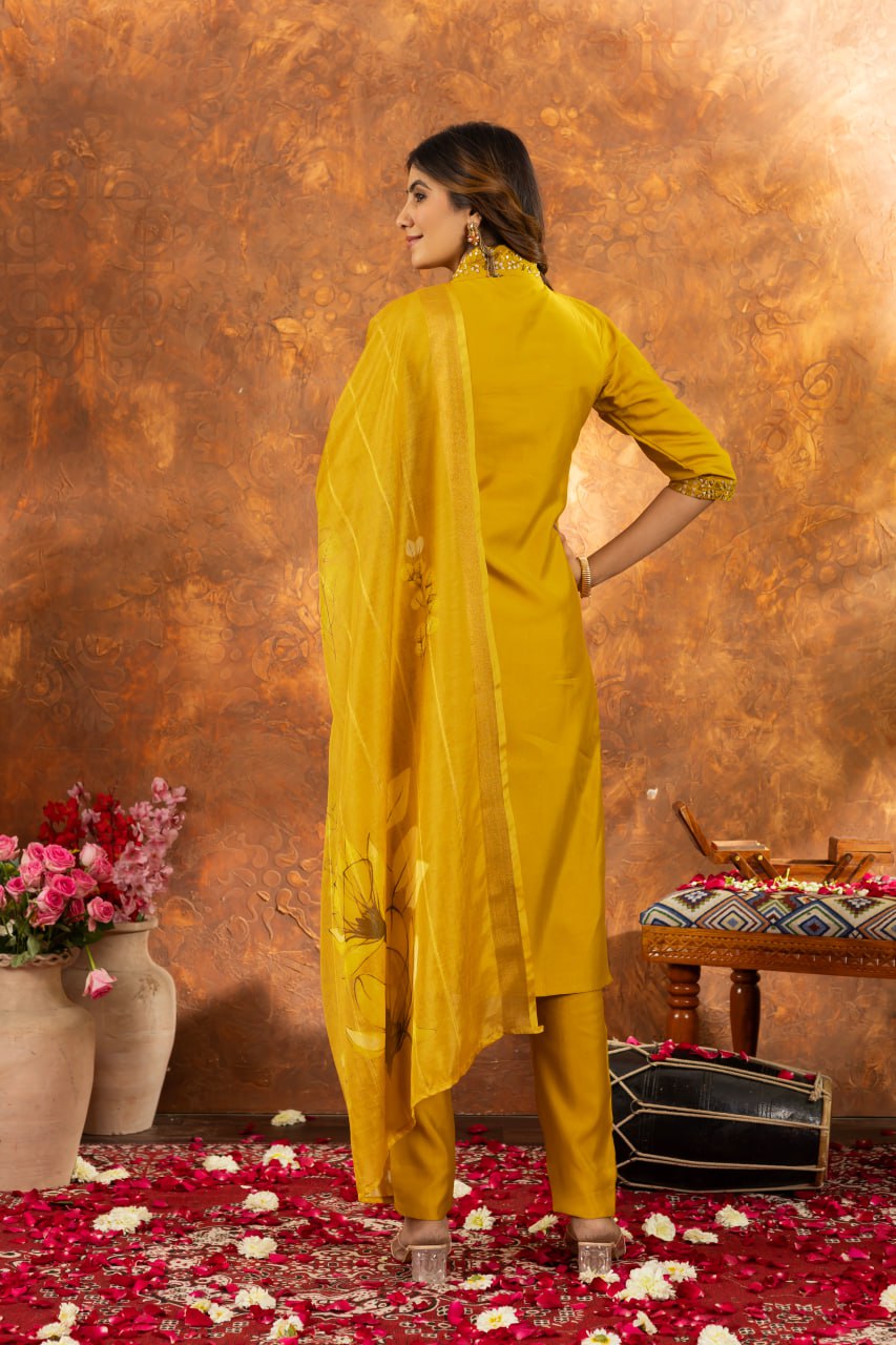 Elegant Embroidered Straight Kurti Pant Dupatta Set – GE04-06 | 7 Stunning Colors