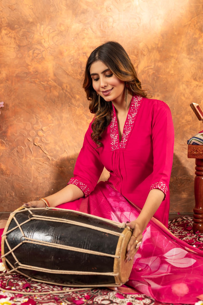 Elegant Embroidered Straight Kurti Pant Dupatta Set – GE04-06 | 7 Stunning Colors