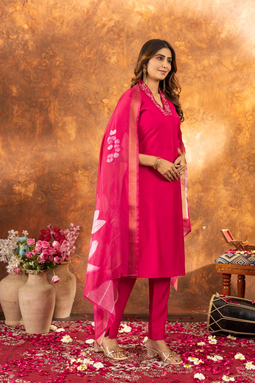 Elegant Embroidered Straight Kurti Pant Dupatta Set – GE04-06 | 7 Stunning Colors