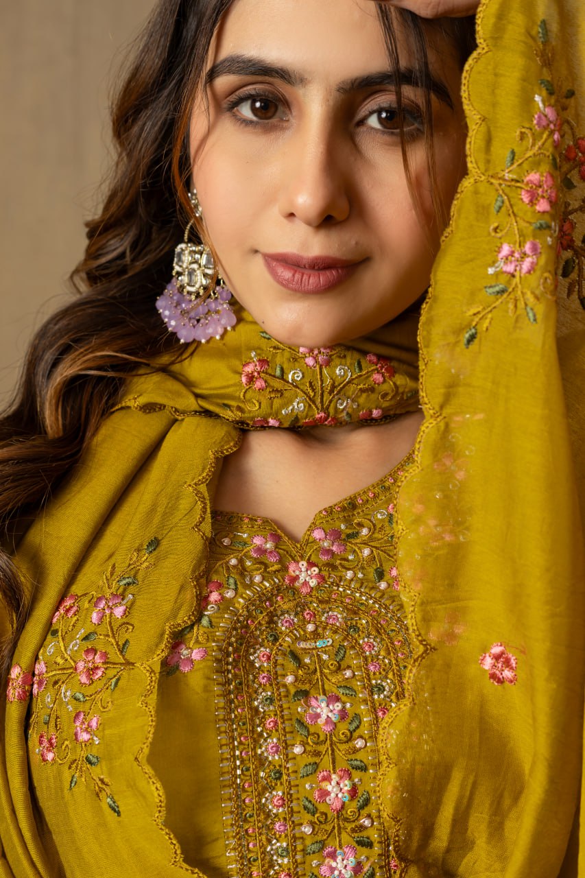 Elegant Embroidered Straight Kurti Pant Dupatta Set – GE04-05 | 4 Rich Colors