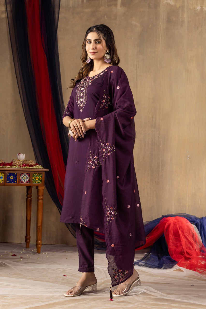Elegant Embroidered Straight Kurti Pant Dupatta Set – GE04-05 | 4 Rich Colors