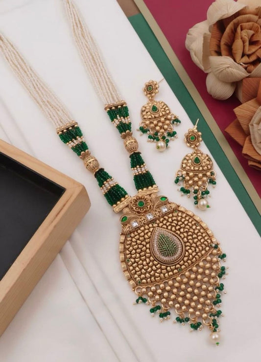 Brass High Gold Mala Pendant Set