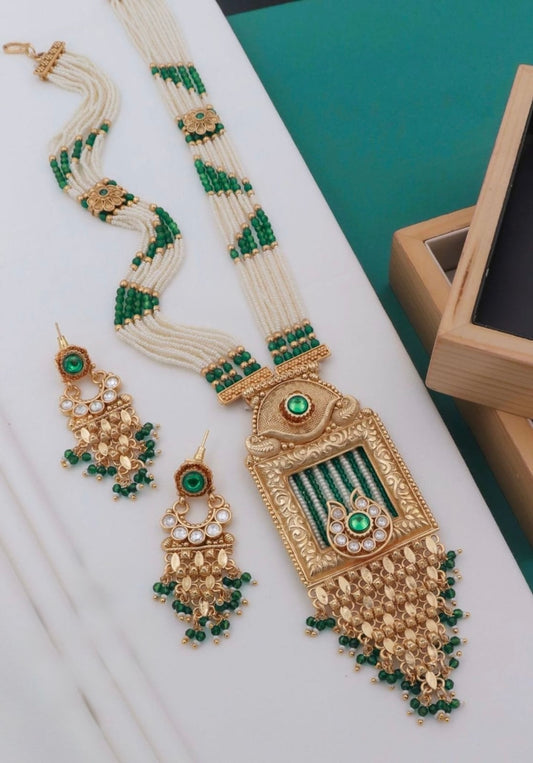 Brass High Gold Mala Pendant Set